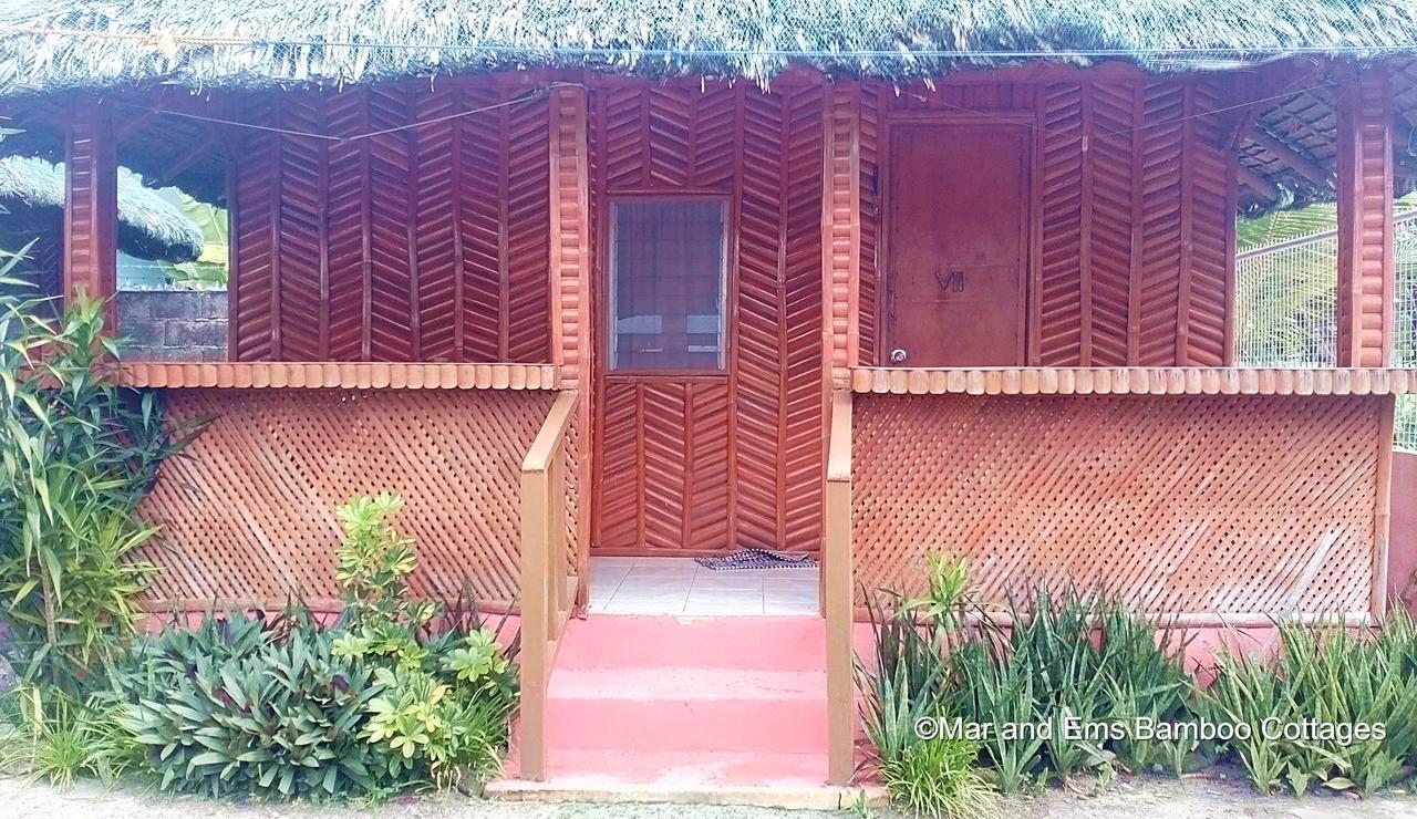 Pareja Tourist Inn Малапаскуа Айлънд Екстериор снимка
